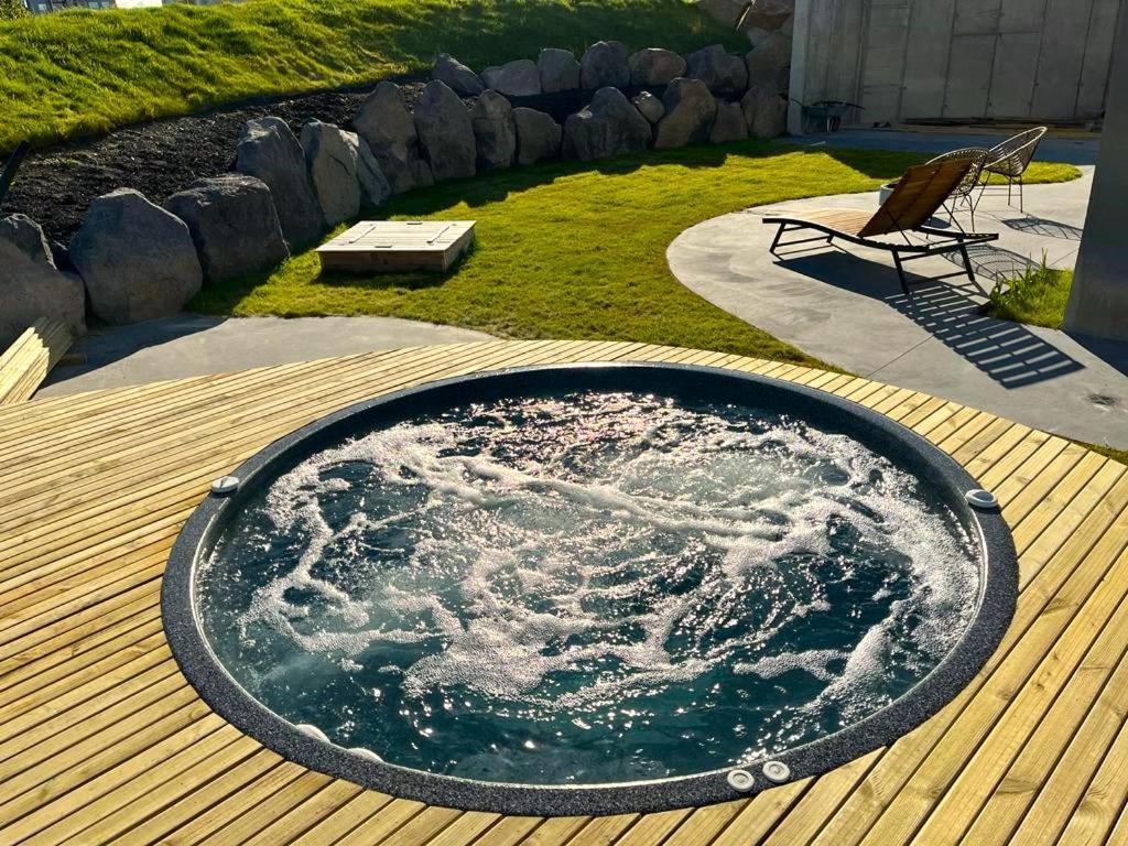 Luxurious With Stunning Views *